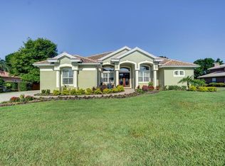 18916 Apian Way, Lutz, FL 33558