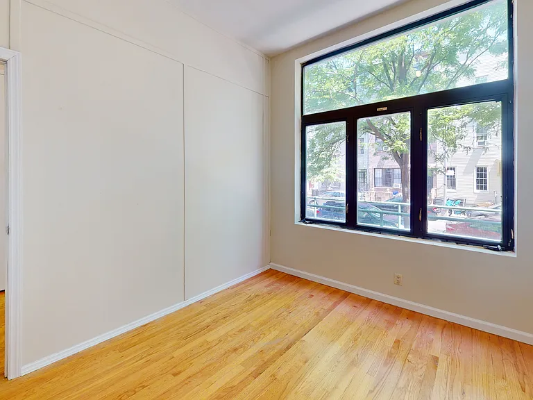 16 Goodwin Pl #1F — Photo 3