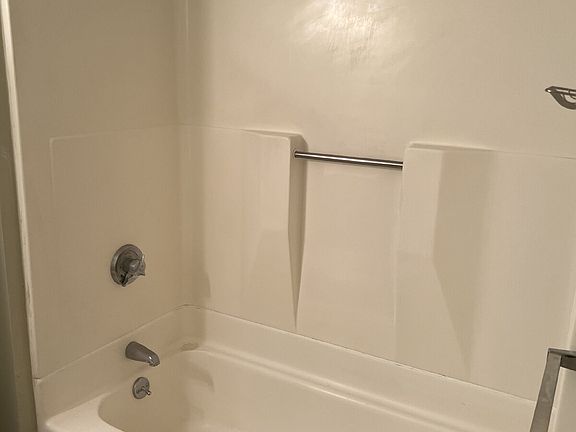 4th image of 10 Washington St Unit 1
