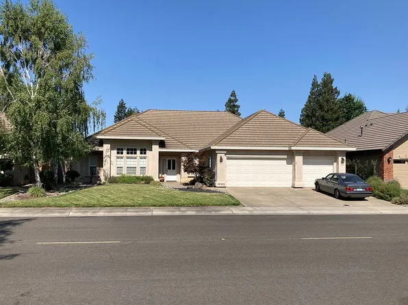 19489 N Benedict Dr, Woodbridge, CA 95258