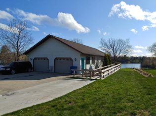 95 Hilltop Dr, Hart, MI 49420