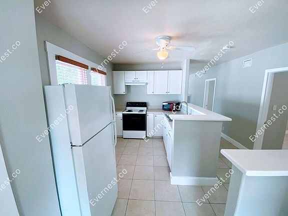 2nd image of 308 W Warren Ave #A