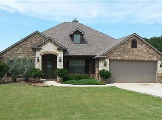 109 Cactus Canyon Dr, Jacksboro, TX 76458