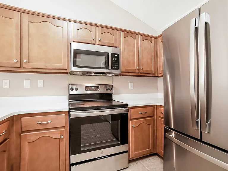 7089 Willow Point Dr — Photo 6