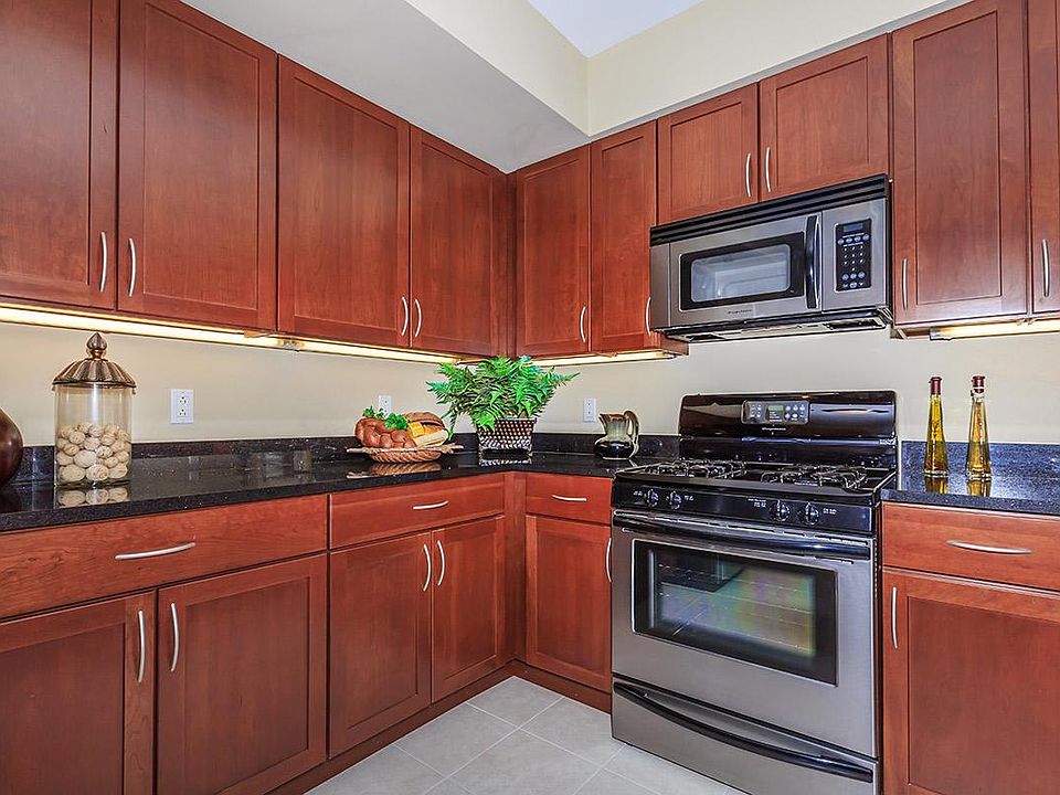 1st image of 177 Market St #410