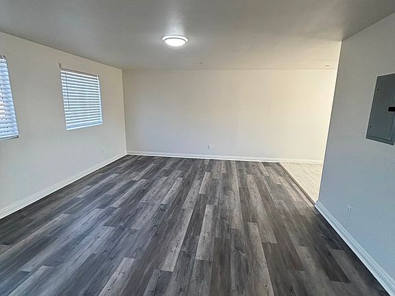 2nd image of 1102 W 54th St
