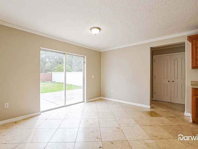 514 Berry James Ct — Photo 6