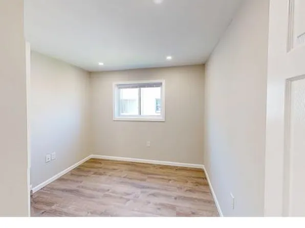 336 63rd St NE APT 201, Washington, DC 20019