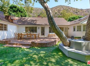 2785 Mandeville Canyon Rd, Los Angeles, CA 90049