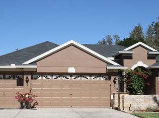 30521 Iverson Dr, Zephyrhills, FL 33543