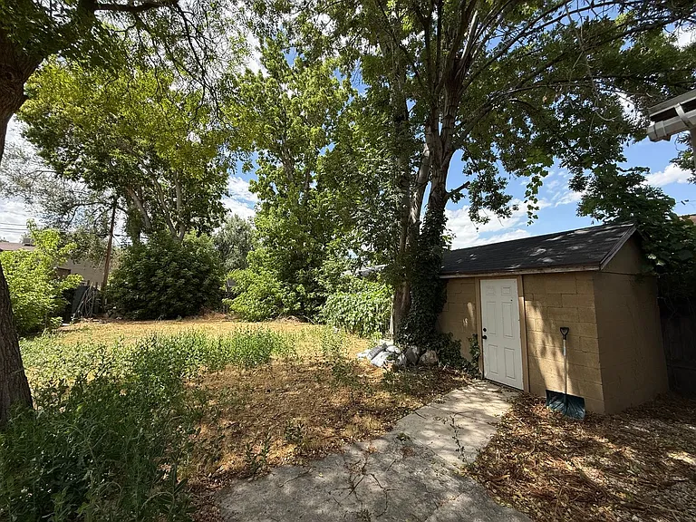 3180 S 400 E — Photo 17