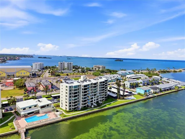200 Woodette Dr APT 803, Dunedin, FL 34698