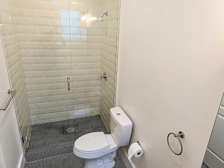615 Minna St #C — Photo 7