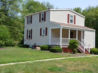 24 Gardner St, Seekonk, MA 02771