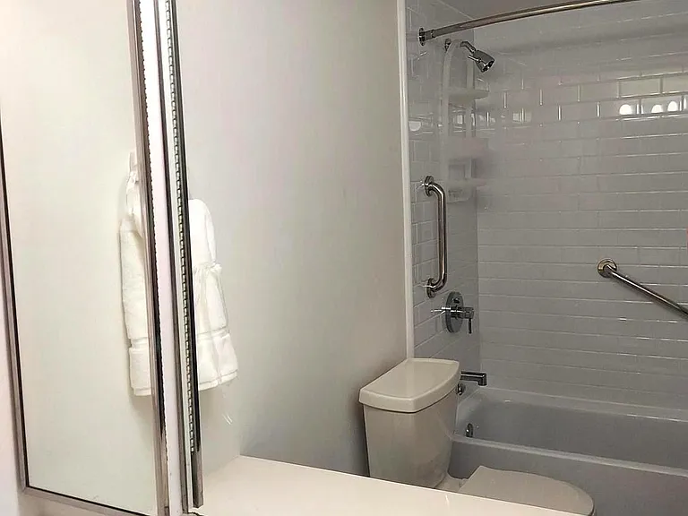 8360 Greensboro Dr #208 — Photo 40