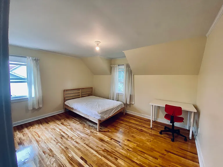 154 Sanford Ave — Photo 8