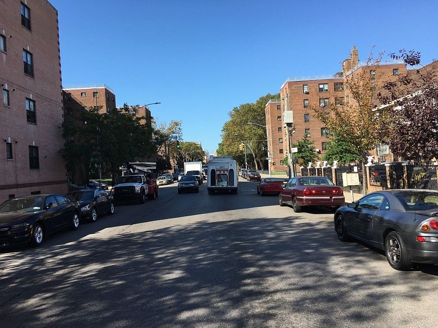 2nd image of 657 Park Ave