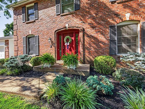 3rd image of 3636 Whispering Ridge Ln