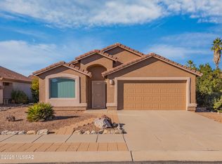 6960 W Harcuvar Dr, Tucson, AZ 85743