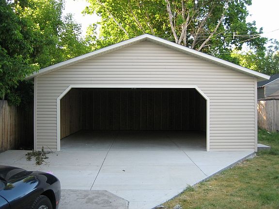 3rd image of 637 E Garfield Ave
