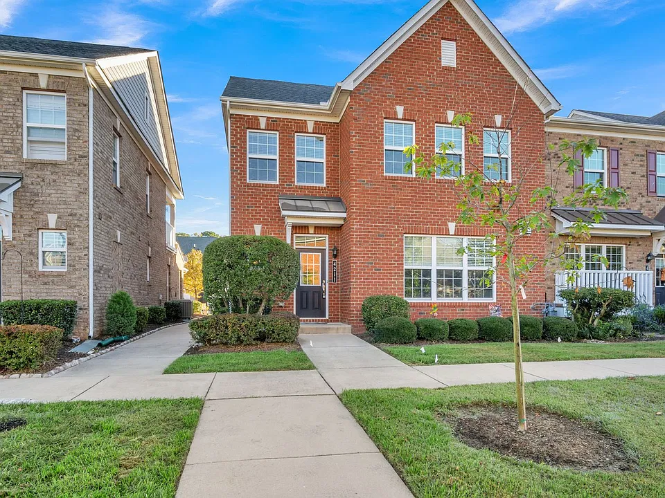 4211 Greenview