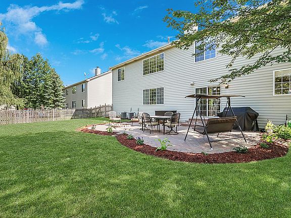 5th image of 7414 Clarewood Ln