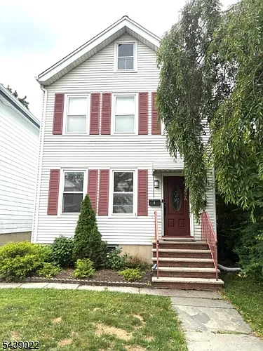 46 Maple St #1 Photo 1