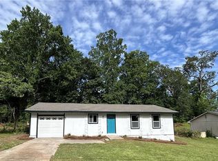 1774 Big Valley Ln, Stone Mountain, GA 30083