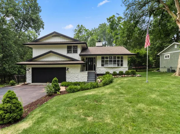 453 Forest DRIVE, Fontana, WI 53125