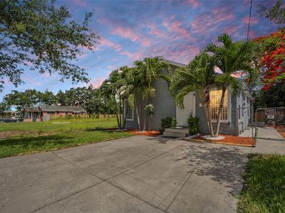 1951 NW 58th St, Miami, FL, 33142