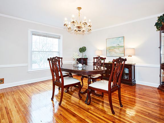 Dining Room 2nd view