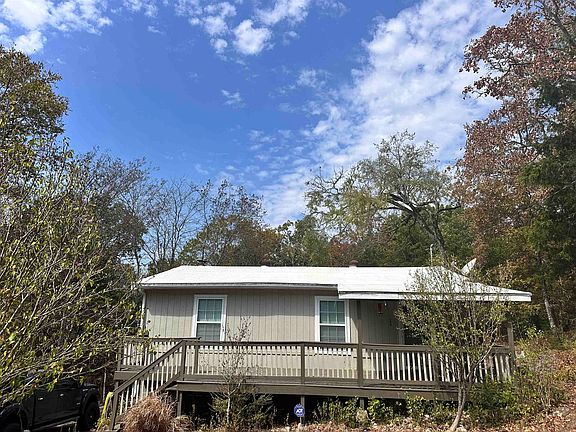 3rd image of 26 Quapaw Dr