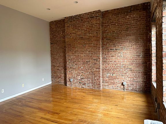5th image of 103 E 102nd St APT 5A
