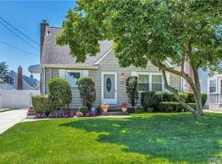 1011 Polk Ave, Franklin Square, NY 11010