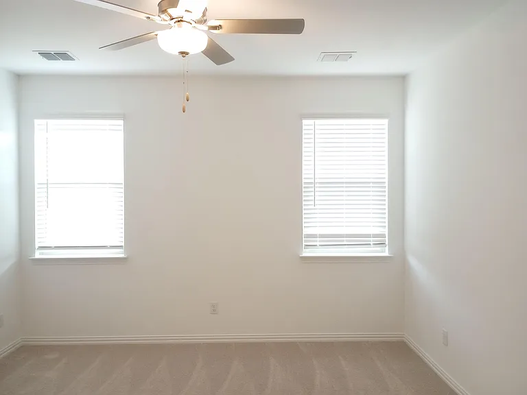 5119 Winterberry Dr — Photo 15