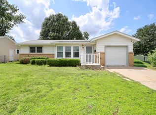 1356 Fogarty Dr, Junction City, KS 66441