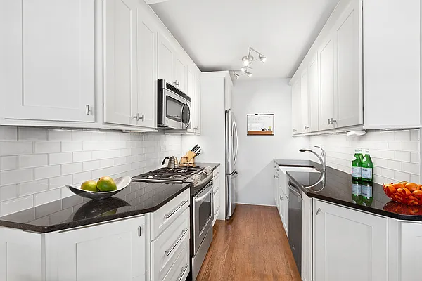 Sold by Compass | media 9