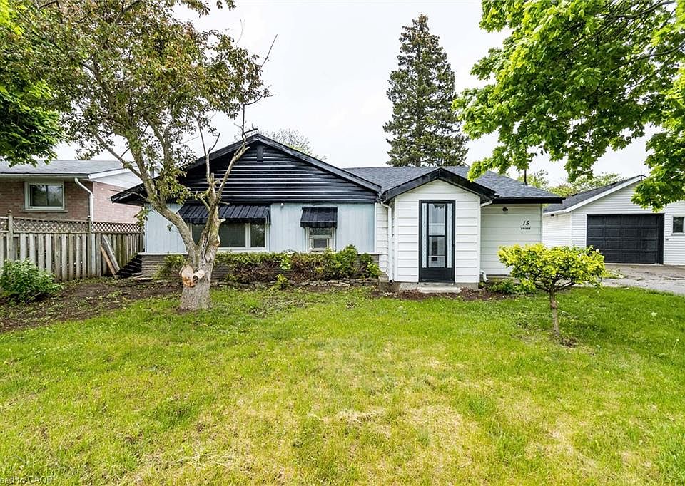 1st image of 15 Spiers Cres