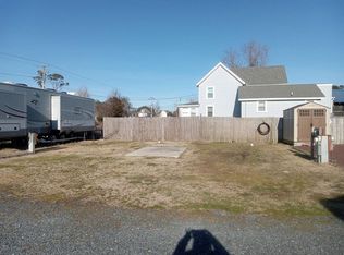 3190 Lunn Est #4, Chincoteague Island, VA 23336