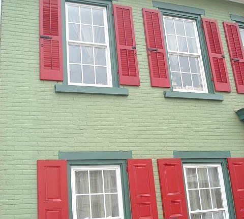 2nd image of 21 E North St #2