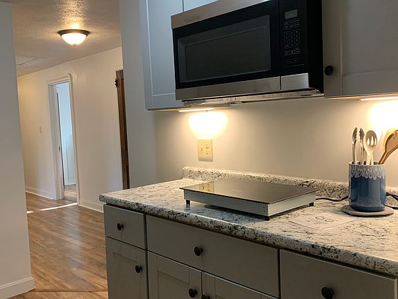 2nd image of 3071 Meadowbrook Blvd #3