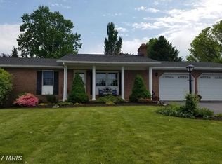 17907 Garden View Rd, Hagerstown, MD 21740