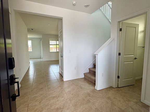 2nd image of 2733 Penrose Ln