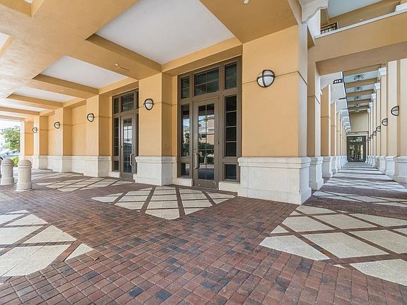 3rd image of 750 N Tamiami Trl Unit 506