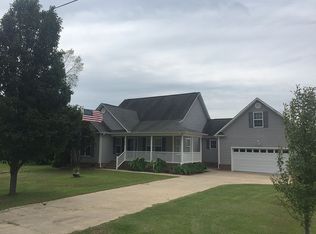 259 Clarks Neck Rd, Washington, NC 27889