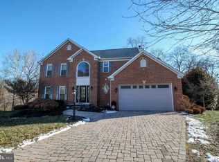 2000 Knotty Pine Dr, Abingdon, MD 21009