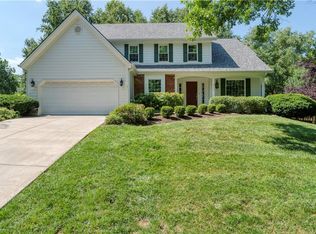 8115 W 115th Ter, Overland Park, KS 66210