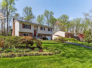 4713 Hopkins Dr, Dumfries, VA 22025