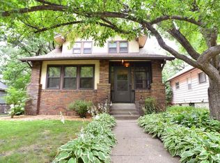 2377 Valentine Ave, Saint Paul, MN 55108