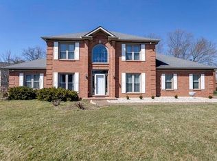 3111 Deer Pointe Dr, Newburgh, IN 47630